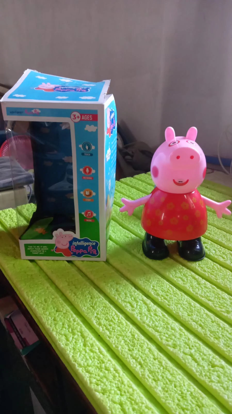 Pig Children Play toy